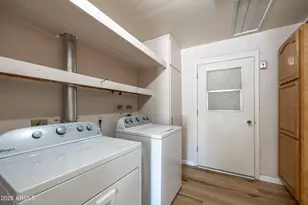 10905 W El Capitan Cir, Sun City, AZ 85351 - Photo 18