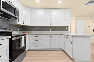 2573 E Commonwealth Cir, Chandler, AZ 85225 - Photo 10