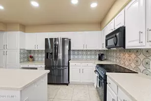 18834 N 95th Ave, Peoria, AZ 85382 - Photo 14