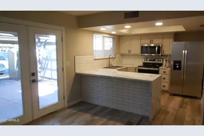 6737 S Patty Lane, Tempe, AZ 85283 - Photo 2