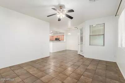1886 E Don Carlos Avenue #Unit 163, Tempe, AZ 85281 - Photo 2