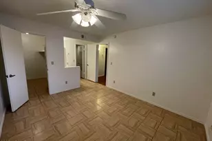 533 W Guadalupe Rd, Mesa, AZ 85210 - Photo 12