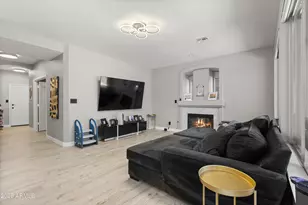 1018 E Silverwood Dr, Phoenix, AZ 85048 - Photo 16