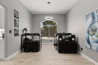 1018 E Silverwood Drive, Phoenix, AZ 85048 - Photo 8