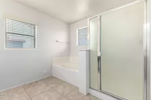 2317 W Barwick Dr, Phoenix, AZ 85085 - Photo 20