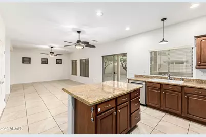 2317 W Barwick Drive, Phoenix, AZ 85085 - Photo 12