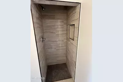 5610 N 38th Drive, Phoenix, AZ 85019 - Photo 16