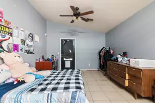 4984 E Silverbell Rd, San Tan Valley, AZ 85143 - Photo 22