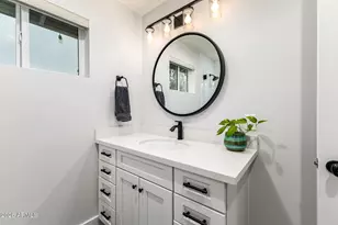 526 W Seldon Ln, Phoenix, AZ 85021 - Photo 46