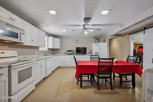 39865 Nebraska Pl, Salome, AZ 85348 - Photo 2