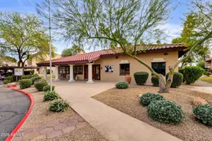 8651 E Royal Palm Rd, Scottsdale, AZ 85258 - Photo 30