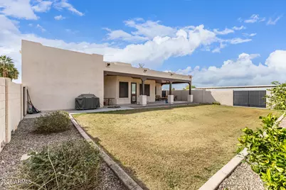 17524 E Brooks Farm Road, Gilbert, AZ 85298 - Photo 26