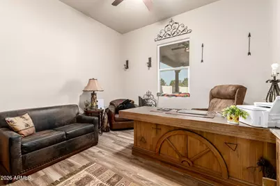 17524 E Brooks Farm Road, Gilbert, AZ 85298 - Photo 22