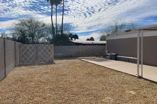 415 E Villa Theresa Dr, Phoenix, AZ 85022 - Photo 32