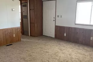 415 E Villa Theresa Dr, Phoenix, AZ 85022 - Photo 18