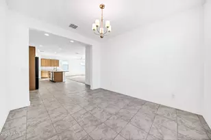 10223 W Piccadilly Rd, Avondale, AZ 85392 - Photo 6