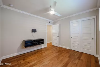 327 E Keim Drive, Phoenix, AZ 85012 - Photo 14