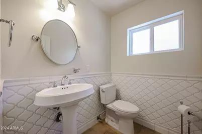 327 E Keim Drive, Phoenix, AZ 85012 - Photo 16