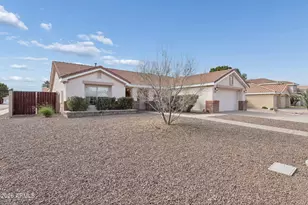 901 W Juanita Ave, Gilbert, AZ 85233 - Photo 2