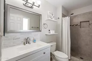 3444 E Windrose Dr, Phoenix, AZ 85032 - Photo 22