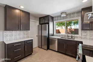 3444 E Windrose Dr, Phoenix, AZ 85032 - Photo 8