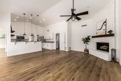 4101 E Morrow Drive, Phoenix, AZ 85050 - Photo 10