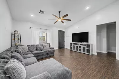 1427 E Whiteley Street, Apache Junction, AZ 85119 - Photo 14