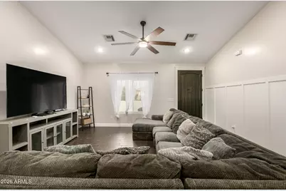 1427 E Whiteley Street, Apache Junction, AZ 85119 - Photo 8