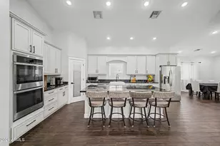 1427 E Whiteley St, Apache Junction, AZ 85119 - Photo 10