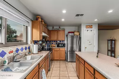 11223 E Raleigh Avenue, Mesa, AZ 85212 - Photo 14