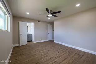 323 North Hunt Dr E, Mesa, AZ 85203 - Photo 20