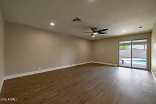 323 North Hunt Dr E, Mesa, AZ 85203 - Photo 10