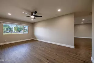 323 North Hunt Dr E, Mesa, AZ 85203 - Photo 8