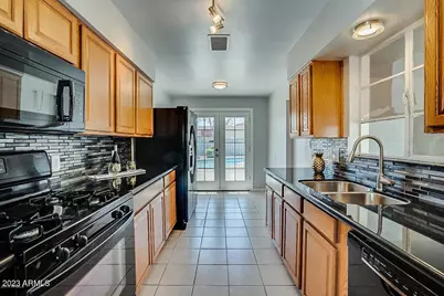 543 W 19th Street, Tempe, AZ 85281 - Photo 4