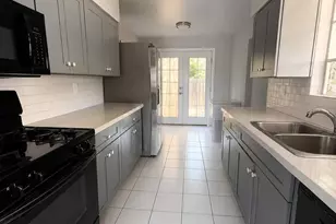 543 W 19th St, Tempe, AZ 85281 - Photo 2