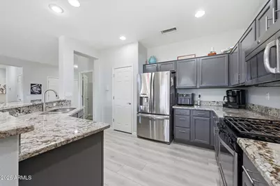 18325 N Shimmer Lane, Surprise, AZ 85374 - Photo 8