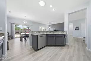 18325 N Shimmer Ln, Surprise, AZ 85374 - Photo 10