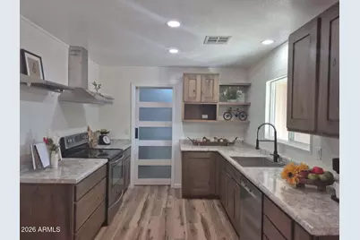 14233 N 60th Avenue, Glendale, AZ 85306 - Photo 2