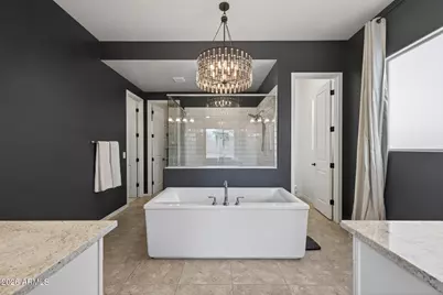 14233 S 179th Avenue, Goodyear, AZ 85338 - Photo 2