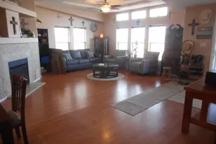 22129 W Dixileta Dr, Wittmann, AZ 85361 - Photo 12