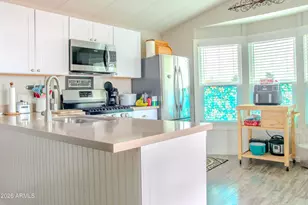 349 S Wayfarer, Mesa, AZ 85204 - Photo 12