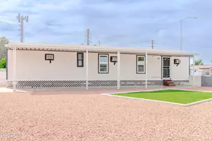 349 S Wayfarer, Mesa, AZ 85204 - Photo 4