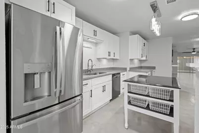 8547 W Magnum Drive, Arizona City, AZ 85123 - Photo 14