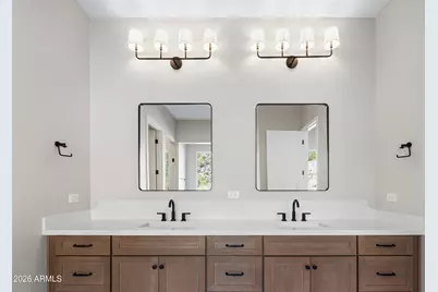 1687 E Creek Canyon Road, Phoenix, AZ 85086 - Photo 18