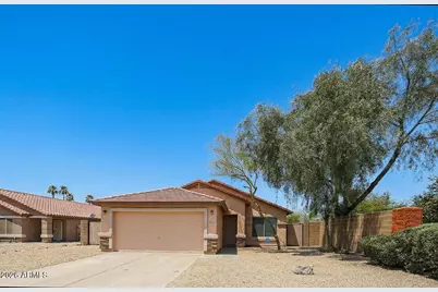 924 W 10th Avenue, Apache Junction, AZ 85120 - Photo 2