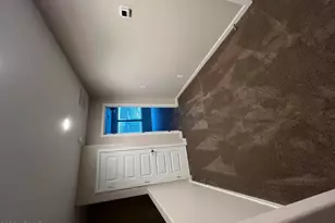 594 W Westchester Ave, Tempe, AZ 85283 - Photo 10