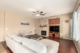 8274 S Stephanie Ln, Tempe, AZ 85284 - Photo 2