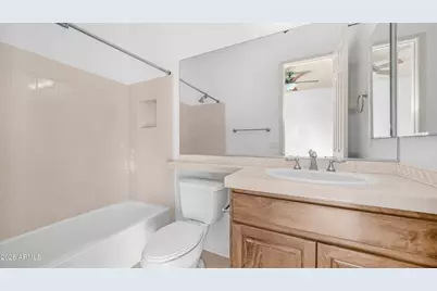 1606 W Silentcove Lane, Phoenix, AZ 85085 - Photo 30