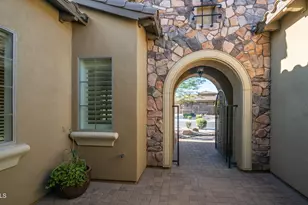 1606 W Silentcove Ln, Phoenix, AZ 85085 - Photo 18