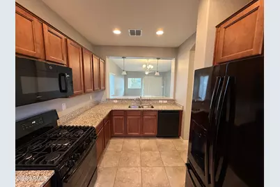 1501 W Buckeye Tree Avenue, San Tan Valley, AZ 85140 - Photo 8